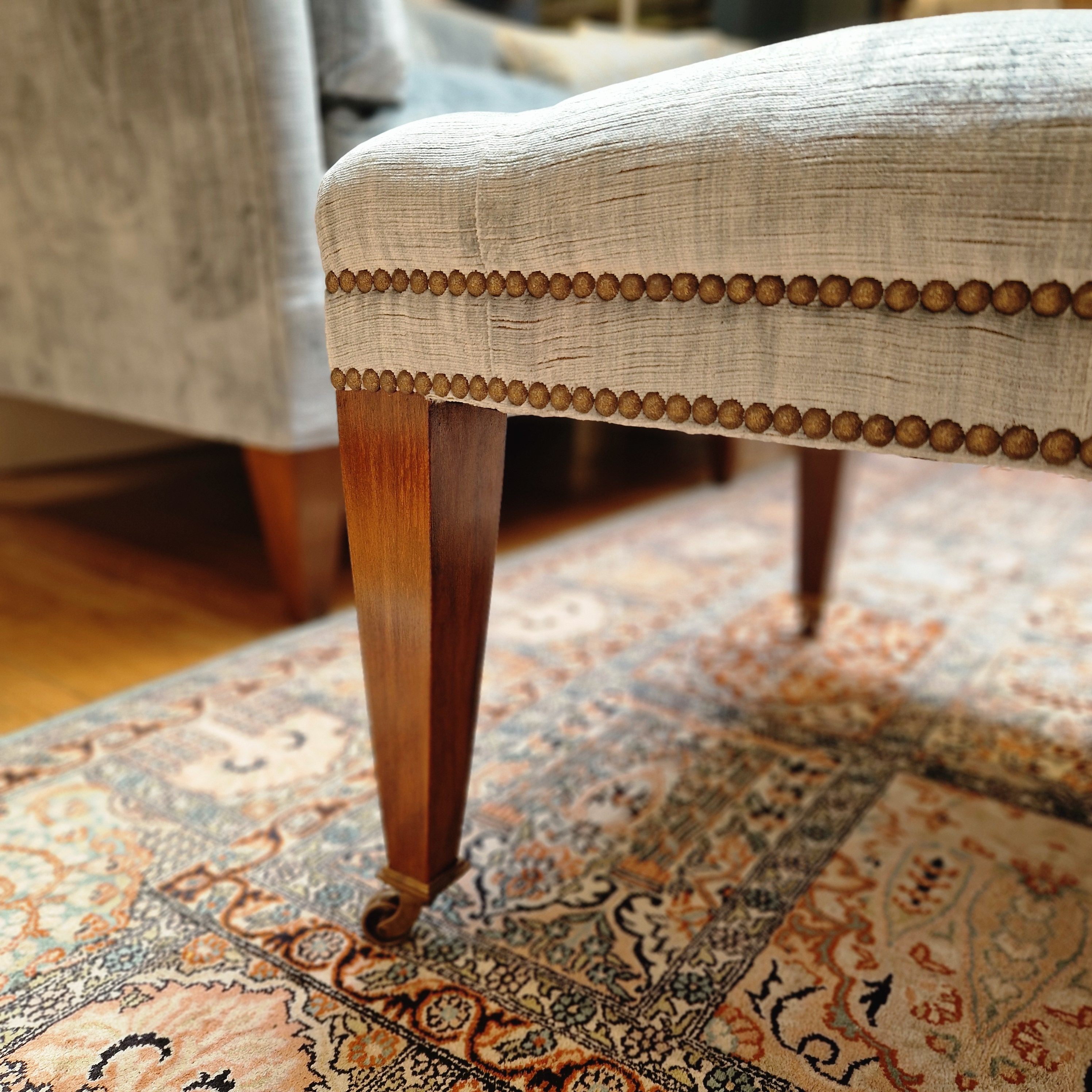 Brummel footstool - Beaumont & Fletcher