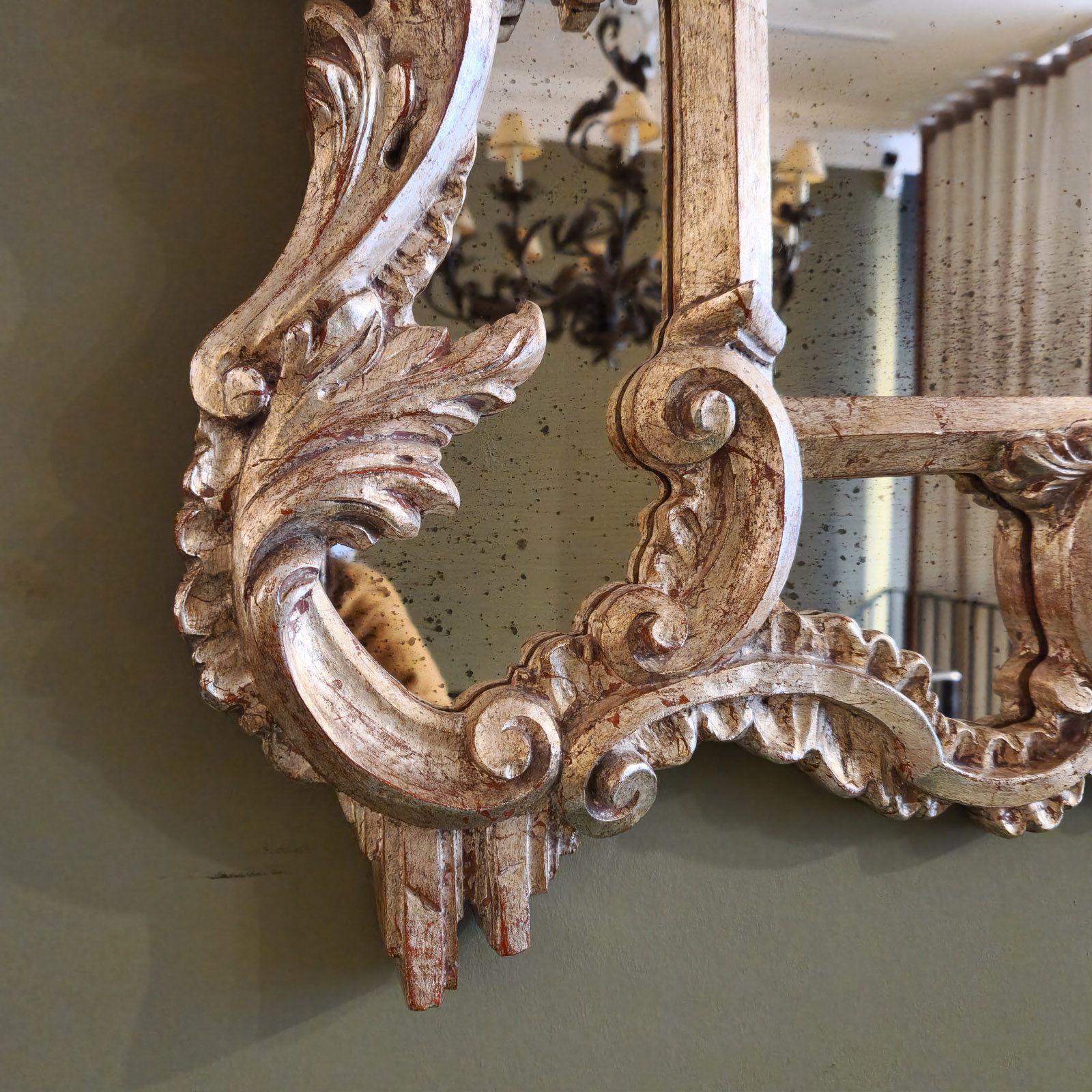 Chinoiserie mirror - Beaumont & Fletcher